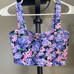Floral cropped tank